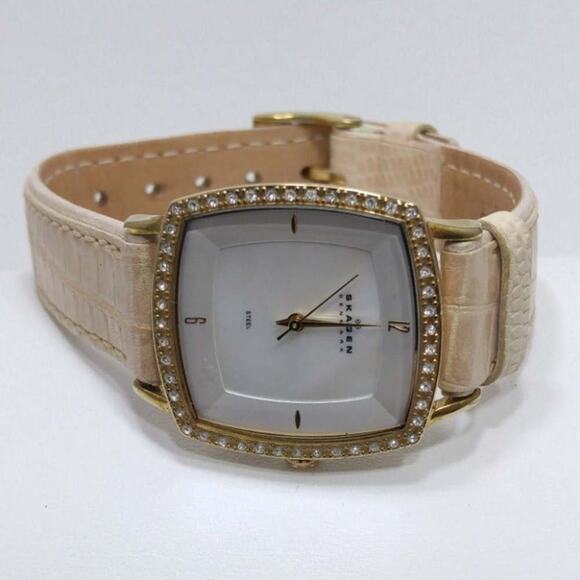 Skagen Denmark Ladies Watch, Tan Leather: New Battery, MOP Face, Stainless Steel - Picture 6 of 11